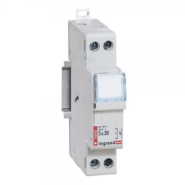Photo Coupe-circuit domestique - 1P+N - cartouche cylind miniat - 250V~~ | Ref : 005802