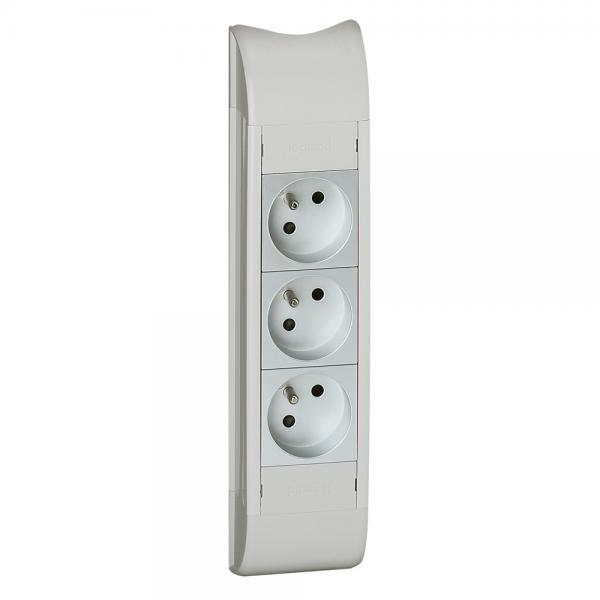 Photo Bloc-colonne � c�bler �quip�e de 3 prises 2P+T 16A - longueur 260mm - alu | Ref : 030732
