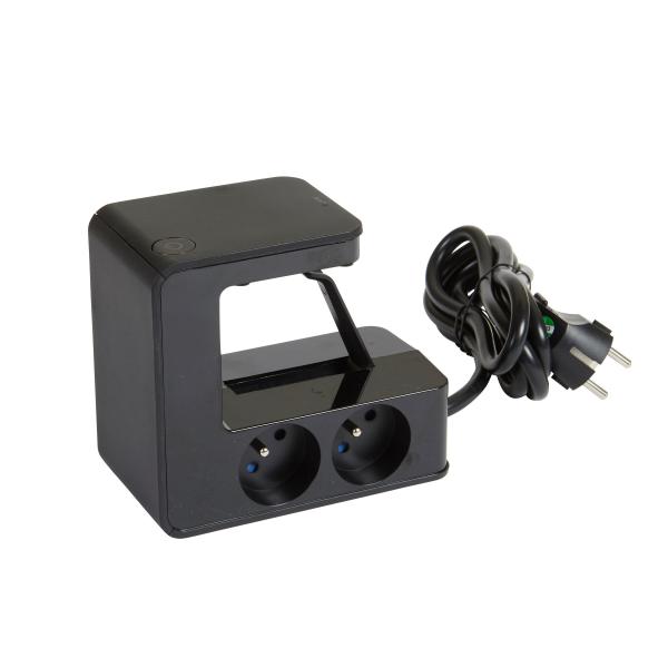 Photo Rallonge multiprise clipsable avec 4 prises 2P+T , 2 ports USB Type - A et un interrupteur lumineux  | Ref : 050412
