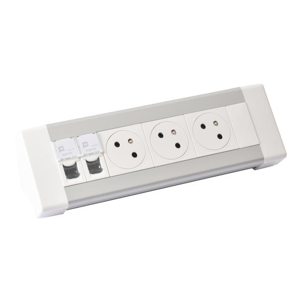 Photo Bloc bureau 3x2P+T + 2xRJ45 catgorie 6 FTP  cbler | Ref : 054604