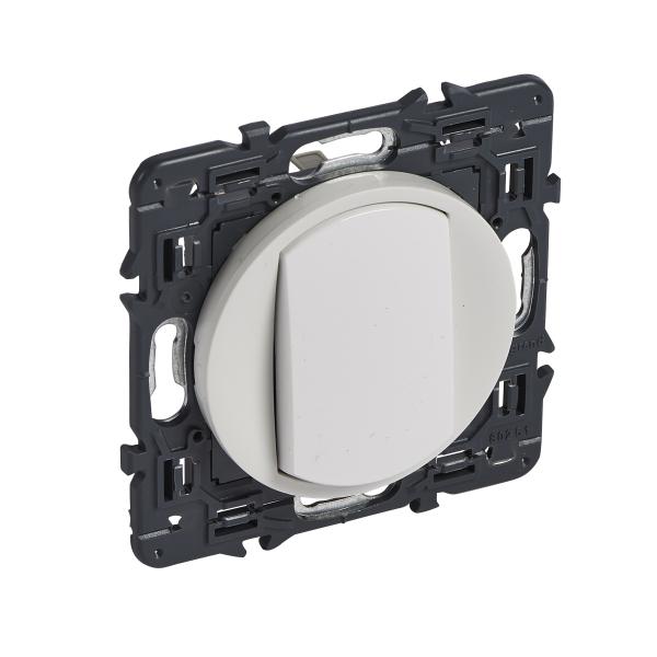 Photo Interrupteur ou va et vient ou commande de VMC Cliane Complet - 10 AX - 230 V alternatif | Ref : 067701