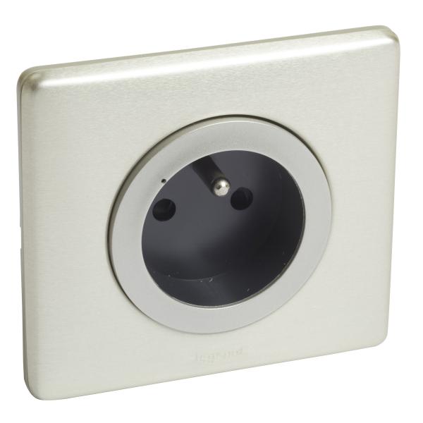 Photo PRISE CONNECTEE FR BA 16A TITA | Ref : 067775