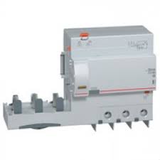 Photo Bloc diffrentiel adaptable  vis DX pour disjoncteur 1,5 module par ple  -  3P 400V~  -  125A  -  typeF rglable | Ref : 410612