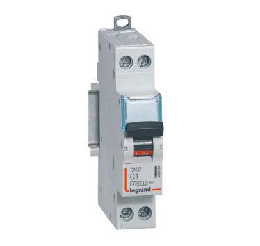 Photo Disjoncteur Phase+Neutre DNX³4500 6kA arrivée et sortie borne à vis - 1P+N 230V~ 4A courbe C - 1 module | Ref : 406864