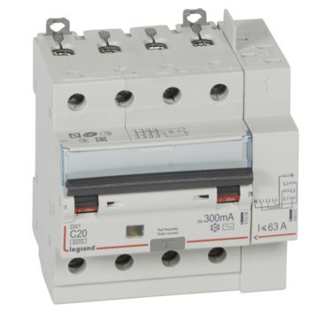 Photo Disjoncteur diffrentiel monobloc DX6000 10kA arrive haute vis dpart haut automatique 4P 400V~  -  20A  -  typeAC 300mA | Ref : 411217