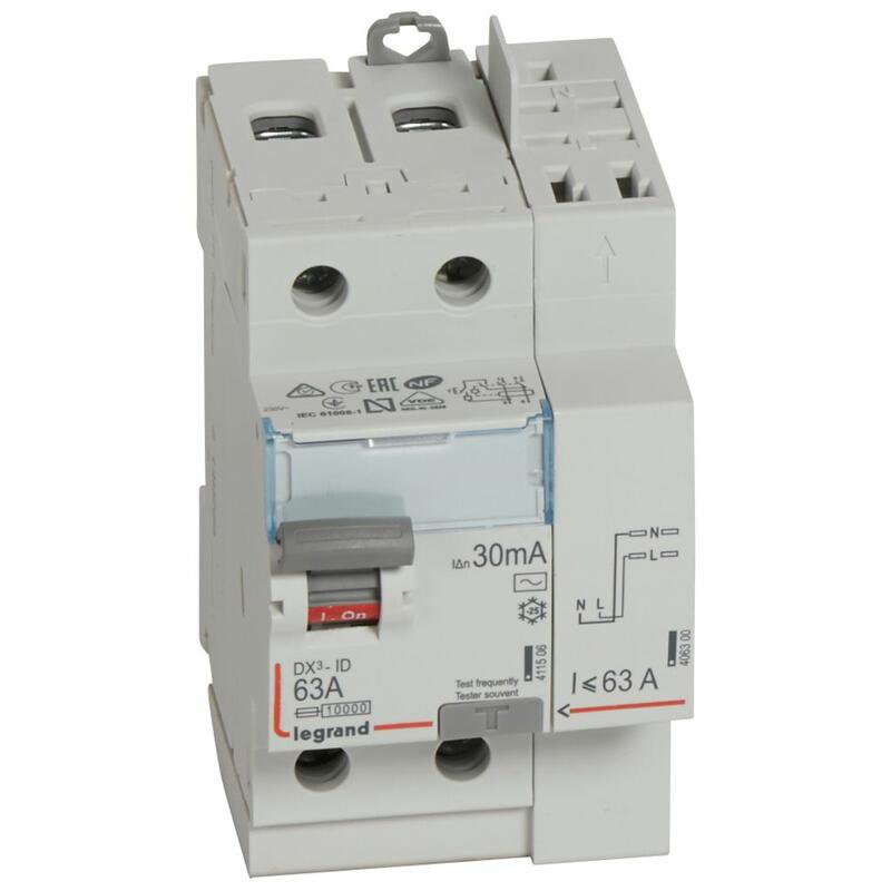 Photo Interrupteur différentiel DX³ - ID arrivée haut vis et départ haut automatique - 2P 230V~ 63A typeAC 30mA - 3 modules | Ref : 411633