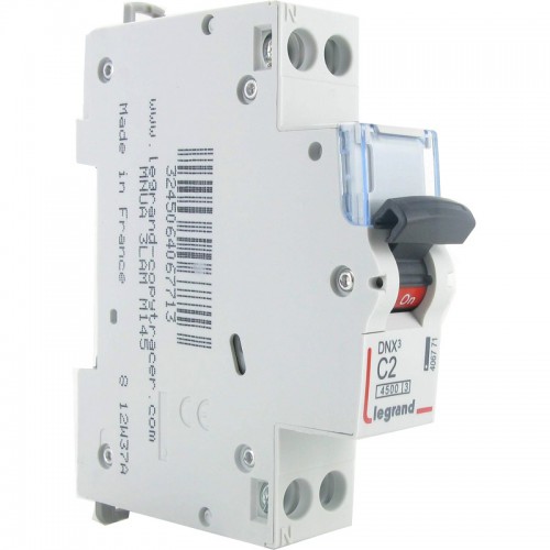 Photo Disjoncteur Phase+Neutre DNX4500 6kA arrive et sortie borne  vis  -  1P+N 230V~ 2A courbe C  -  1 module | Ref : 406771