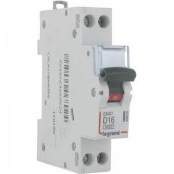 Photo Disjoncteur Phase+Neutre DNX³4500 6kA arrivée et sortie borne à vis - 1P+N 230V~ 16A courbe D - 1 module | Ref : 406802