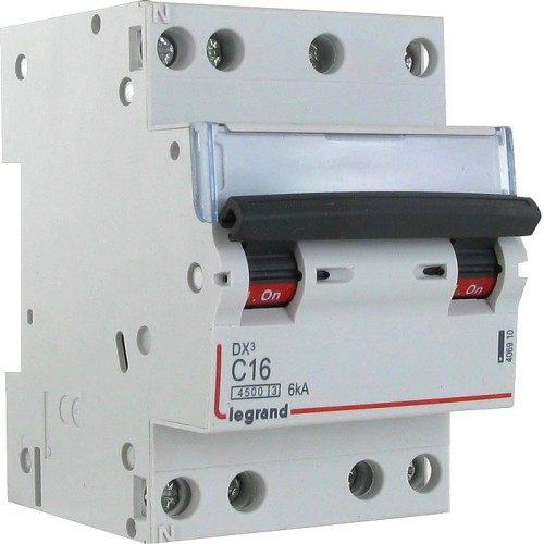Photo Disjoncteur DNX4500 6kA arrive et sortie borne  vis  -  ttrapolaire 400V~ 16A courbe C  -  3 modules | Ref : 406910