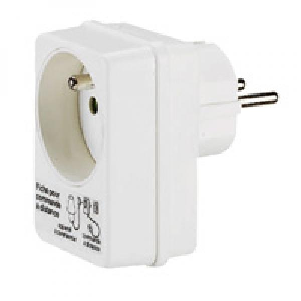 Photo Fiche double fonction 2P+T 16A 250V avec commande dporte 16A avec clips de protection | Ref : 050362