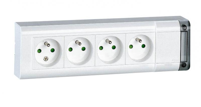 E44-Bloc multiprises 5 prises avec interrupteur à 8,90 € (Blocs 5 prises)