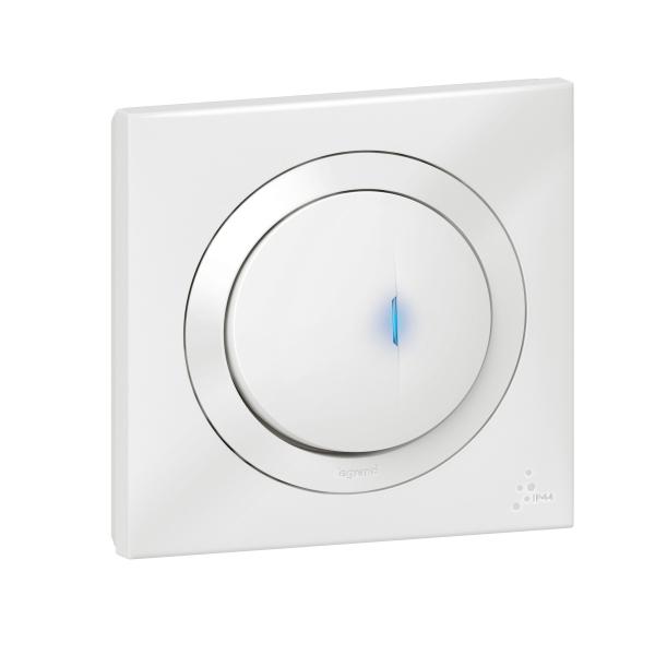 Photo Poussoir simple avec voyant lumineux dooxie IP44 6A 250V~ livr avec plaque carre blanche | Ref : 600014