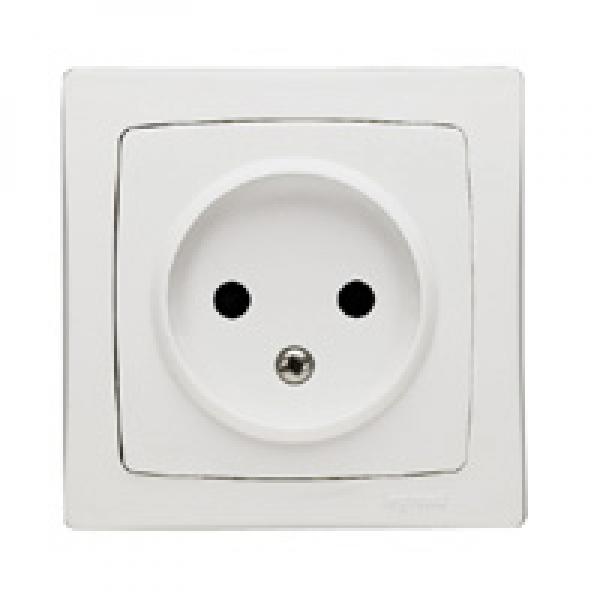 Photo Prise 2P avec clips de protection Appareillage saillie complet  -  blanc | Ref : 086022