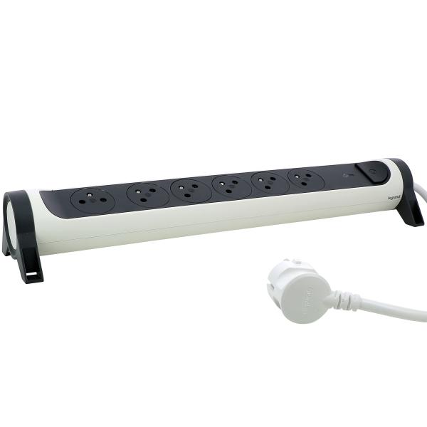 Vignette 2 produit Rallonge 6x2P+T Surface avec inter. parafoudre et cordon 1.5m - blanc/gris | Ref : 049419