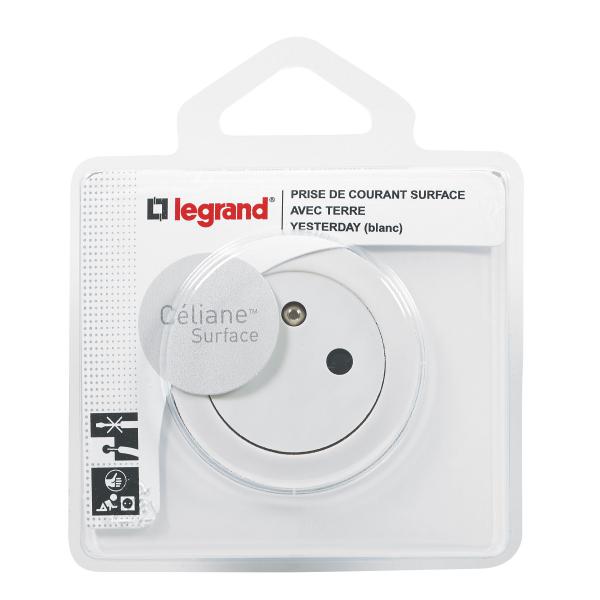 Vignette 2 produit Prise de courant avec terre Céliane Surface avec plaque - blanc | Ref : 099560