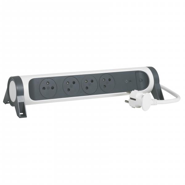 Vignette 3 produit Ref : 049415 | Rallonge 4x2P+T Surface avec inter. parafoudre et cordon 1.5m - blanc/gris