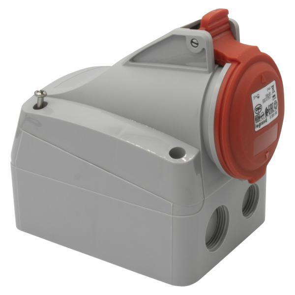 Vignette 3 produit Ref : 555158 | Prise saillie fixe P17 IP44 16A  -  380V~  415V~  -  3P+T