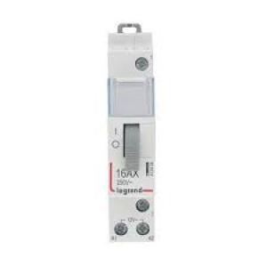 LEGRAND Tlrupteur cx standard avec bornes  vis 1p 16a 250v~ contact 1f  -  tension commande 12v~  -  1 module 412404
