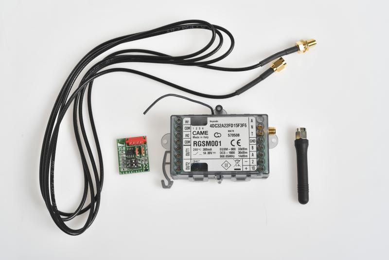 Photo RGSM001 GSM passerelle pour automatismes | Ref : 806SA-0010