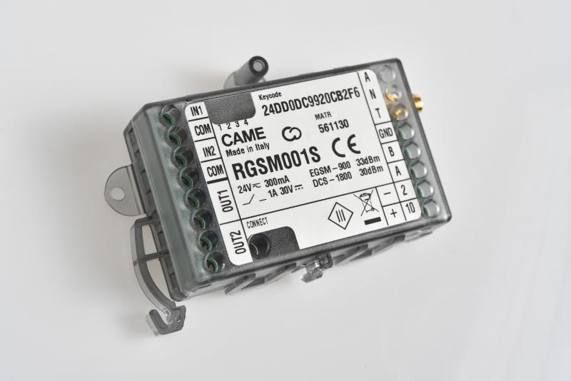 Photo RGSM001S GSM passerelle autonome pour automatismes - Connect Line - Gateway Cloud | Ref : 806SA-0020