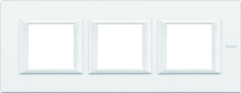 Photo Bticino - Plaque rectangulaire Axolute Aluminium monochrome 2+2+2 modules horizontal  -  Blanc | Ref : HA4802M3HHD