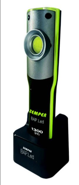 Photo LAMPE PORTABLE BAPI V2 1300LMS/6600K IP5 | Ref : 840018