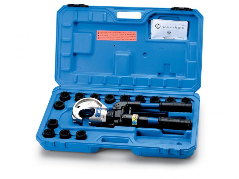 Photo Sertisseuse hydraulique manuelle 130 kN en C avec coffret | Ref : HT131C