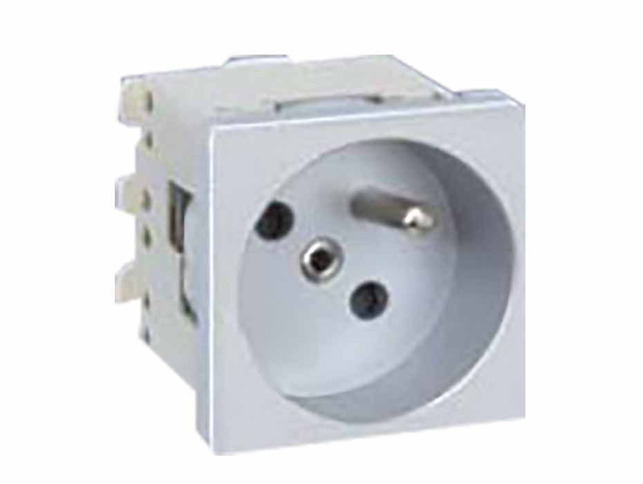 Photo Prise de courant 2P+T Franco-belge K45 connexion rapide - Rouge | Ref : K22/6