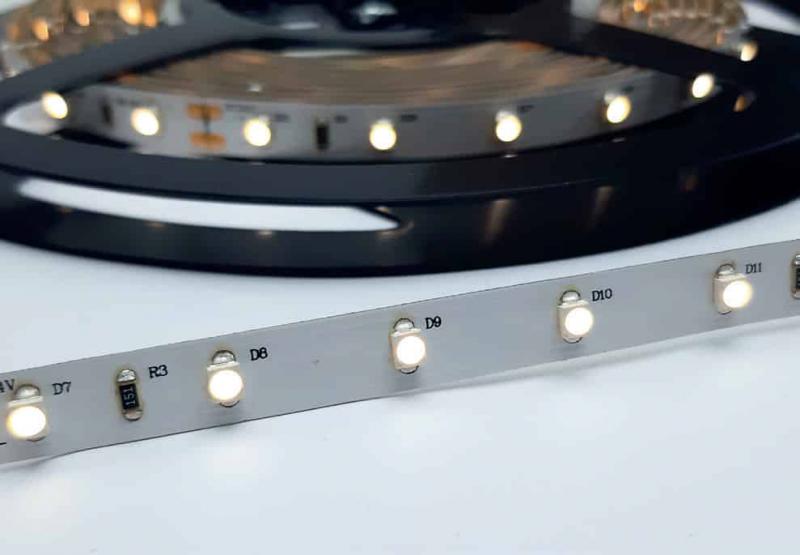 Photo RUBAN 4,8W 10M 6000K IP20 24V | Ref : LR1801-24-10BL60