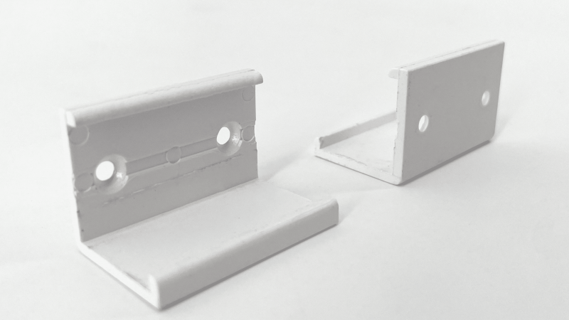 Photo CLIPS EQUERRE PLASTIQUE | Ref : PR1012-3