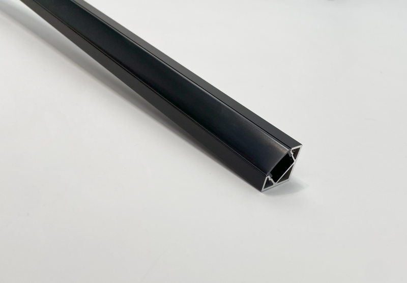 Photo PROFIL ALU NOIR 1CM + CAPOT | Ref : PR1012N-NOIR-SP