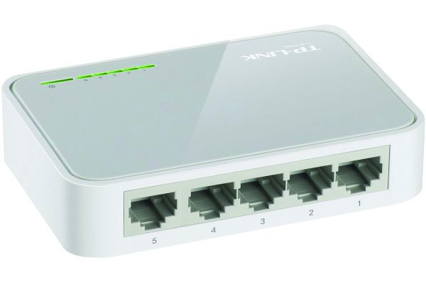 Photo SWITCH 5 PORTS 10/100 MBPS ABS | Ref : SYC5100