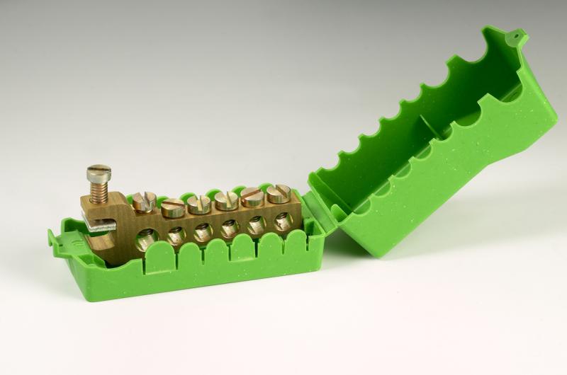 Photo R�partiteur de terre | Ref : 0934015