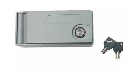Photo Coffre en aluminium avec bouton de commande et dbrayage (uniquement pour moteur GIRO) | Ref : KIOMINI