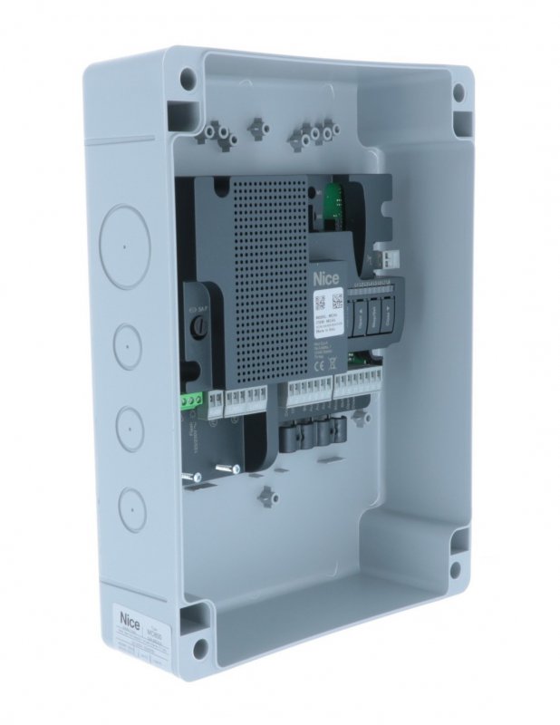 Photo Logique de commande pour deux moteurs 120V/230Vca 50/60Hz BusT4/BlueBus. 
Compatible avec les op�rateurs hydrauliques, la MC800 dispose de la fonction "maintien pression" | Ref : MC800