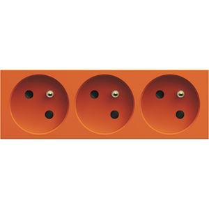 Photo Prise de courant triple speciale goulotte gallery 2P+T 16A orange | Ref : WXF423E