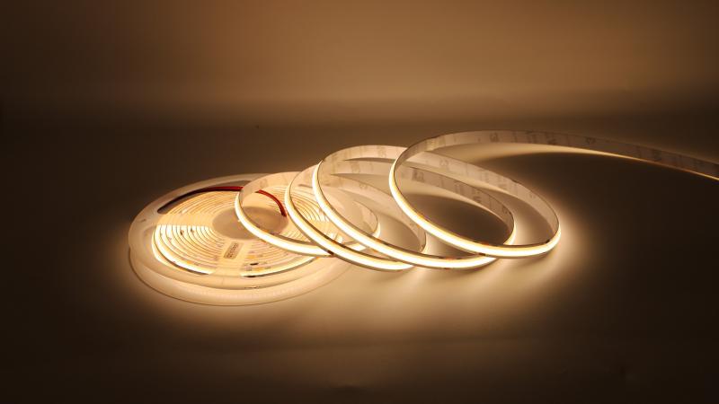 Photo RUBAN. GALON. STRIP . COB 17W/M 3000K 5M 24 VDC 2200LM IP20 COUPE POSSIBLE TOUS LES 3.1CM. APPAREIL INTERIEUR | Ref : SISN-COB-WW2-17W