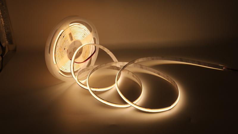 Vignette 2 produit RUBAN. GALON. STRIP . COB 17W/M 3000K 5M 24 VDC 2200LM IP20 COUPE POSSIBLE TOUS LES 3.1CM. APPAREIL INTERIEUR | Ref : SISN-COB-WW2-17W