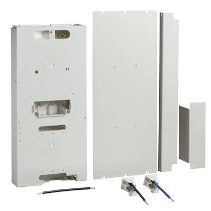 Photo PrismaSeT G - Kit branchement  puissance limite triphas - disjoncteur + compteur lectronique - 13 modules verticaux - L=300xH=650mm - Blanc RAL9003 - IK07 - conforme NF EN 61439-1-2 - compatible Linky | Ref : LVS03142