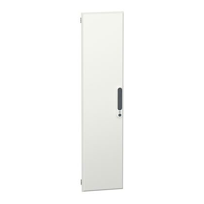 Photo PrismaSeT G - Porte pleine acier rversible pour gaine d\'extension de coffret L300mm - 1 poigne en polyamide avec 2 verrous - 24 Modules verticaux - L300xH1230xP33 - blanc RAL9003  - IK08 - NF EN 61439-2/CEI 61439-1 | Ref : LVS08188