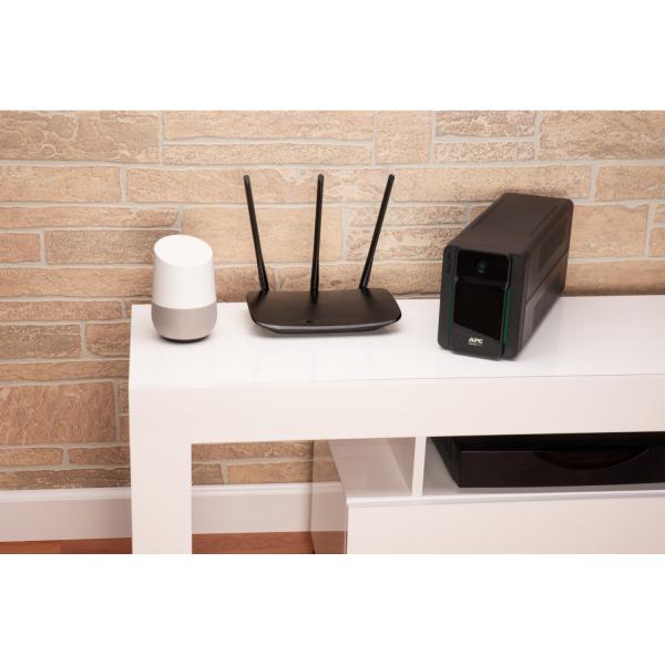 Photo Back UPS BX - Onduleur line-interactive - Alimentation lectrique sans interruption - Protection des quipements lectroniques - Batterie plomb scelle de 7Ah - 230V - Puissance nominale 700VA/360W - 273 joules - Prises Schuko | Ref : BVX700LI-GR