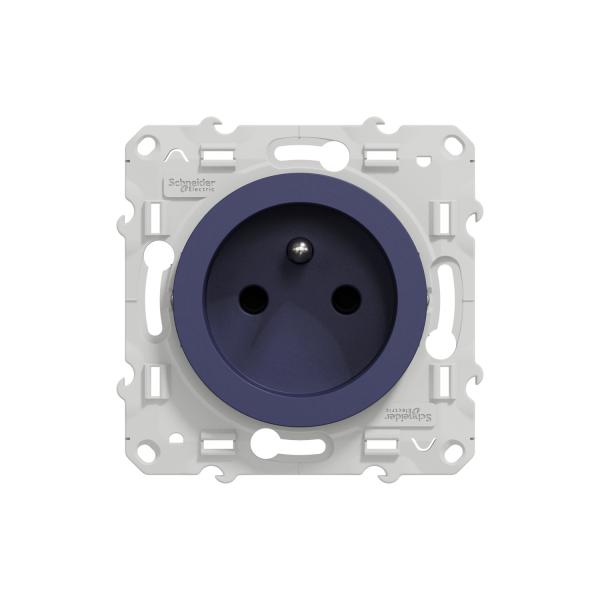 Vignette 2 produit Odace - prise de courant - 2P+T - franaise - bleu cobalt - fixation par vis - Raccordement : 1 x 1.5  2 x 2 -5 mm souple | 1 x 1.5  2 x 4 mm rigide / multibrin - bornes automatiques - 16 A - 250VCA 50 Hz - NF - IK04 - IP21D | Ref : S550049