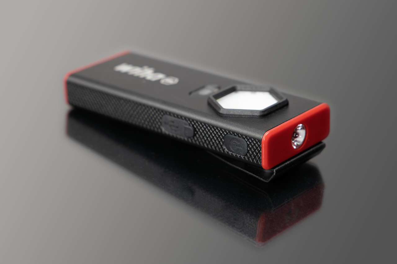 Vignette 2 produit Lampe de poche avec capteur On/Off 1 200 lumens | Ref : 45699