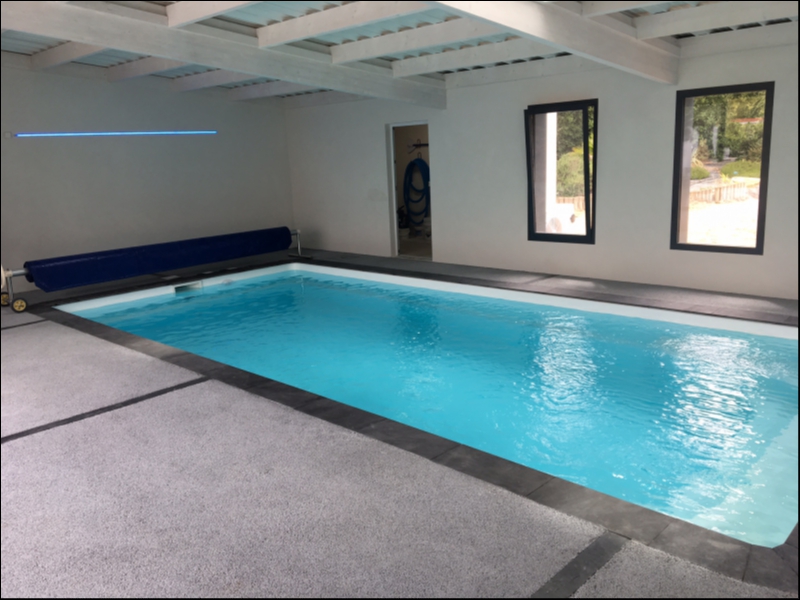 Mise en lumi�re piscine int�rieure + jardin particulier - Photo 1