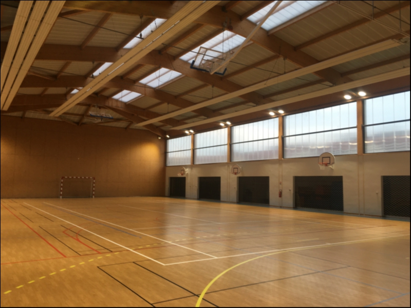 gymnase SERGINES (YONNE) - Photo 1