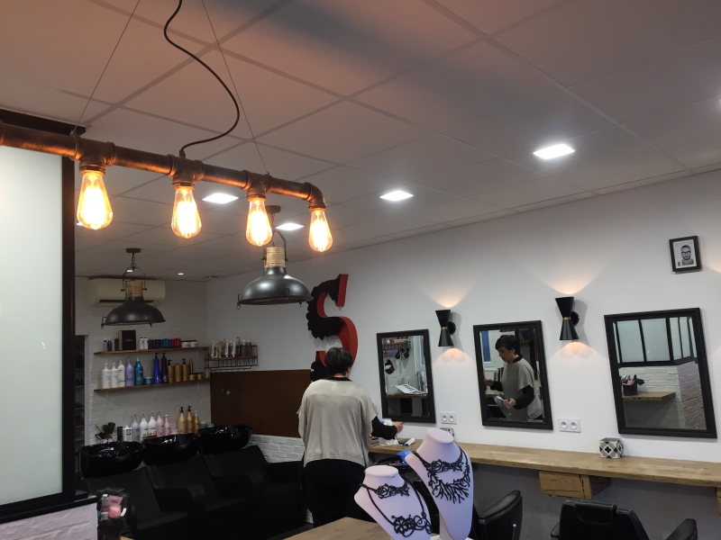 Eclairage salon coiffure réalisation CEF YESSS ELECTRIQUE Eclairage